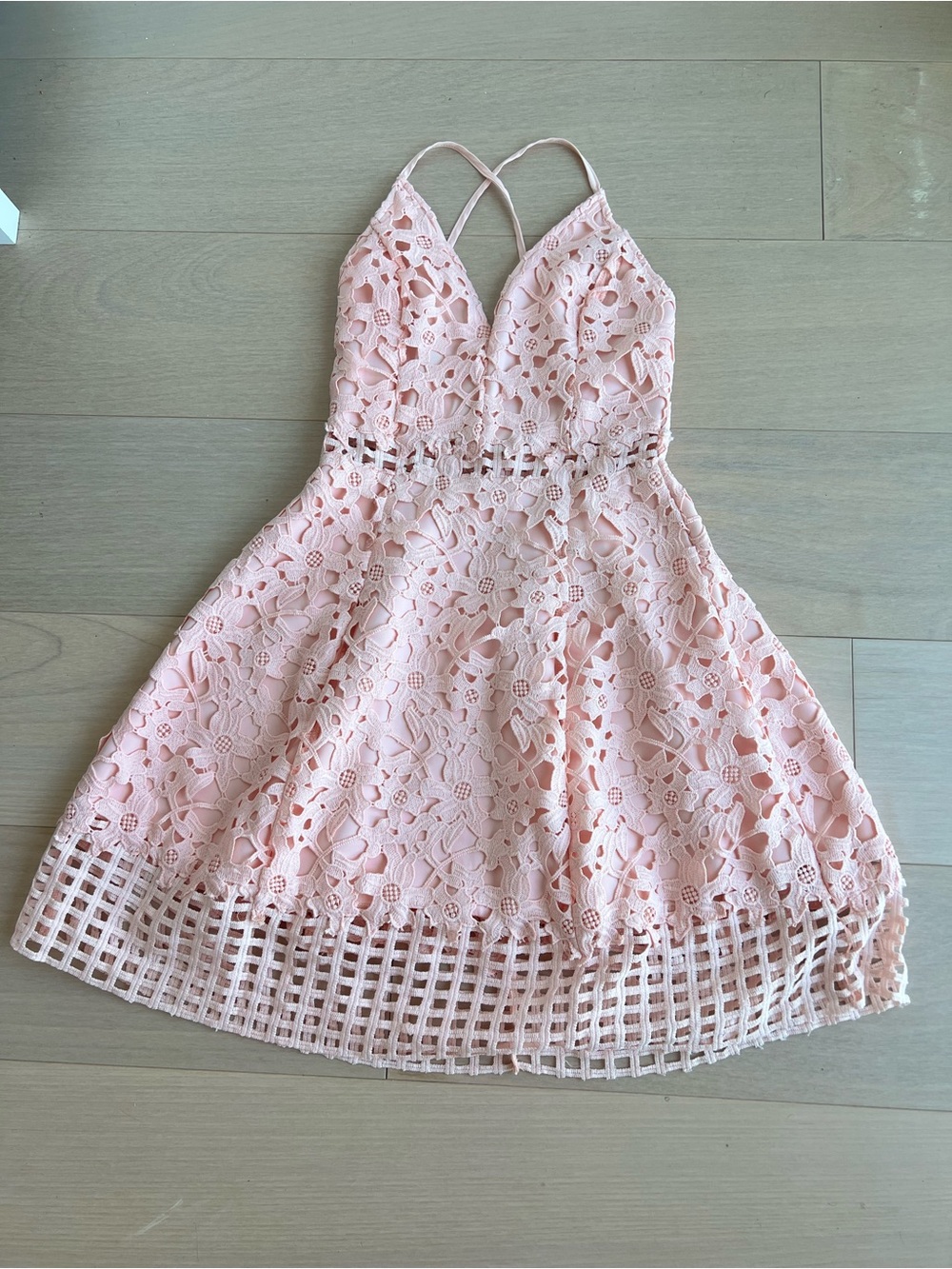 Lovers + Friends Women's Pink Lace Fit & Flare Dress size Small - Picture 2 of 3